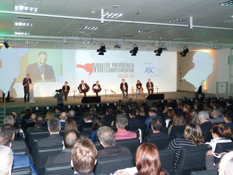 Encontro de Entidades Previdenciárias do sul debate oportunidades e confiabilidade