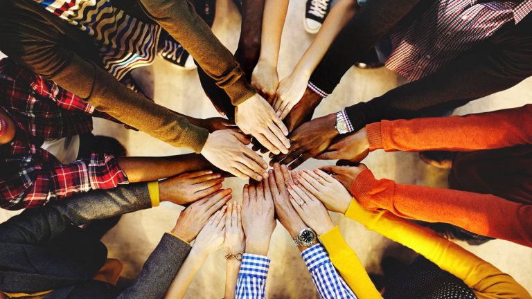 Previdência fechada oferece aposentadoria 238% maior que a aberta, aponta estudo da Anapar